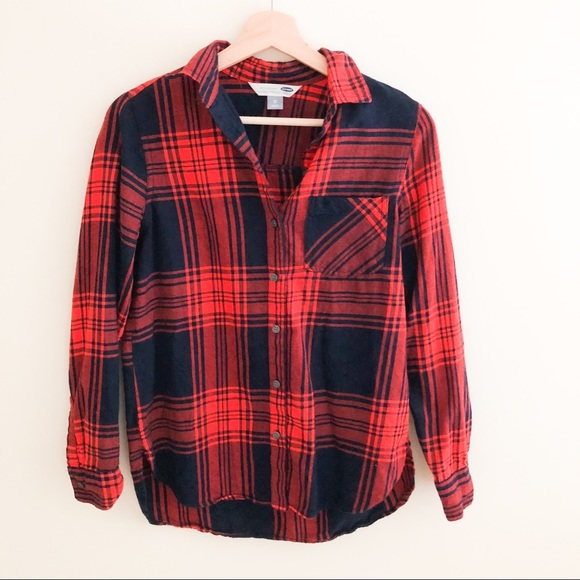 Old Navy Tops - Old Navy “the classic shirt” plaid 309